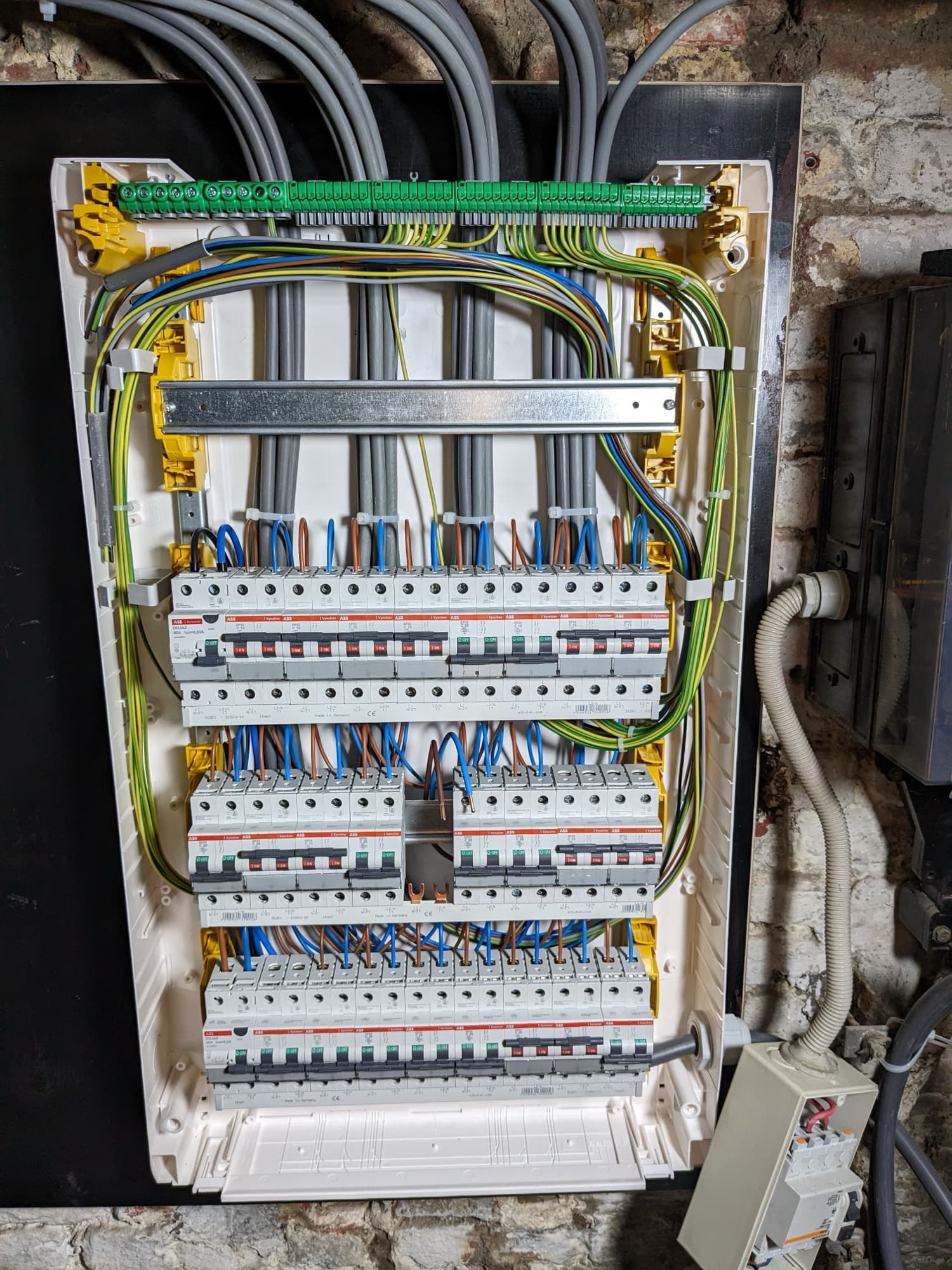 Elektrische totaalrenovatie van woning (project CBD)